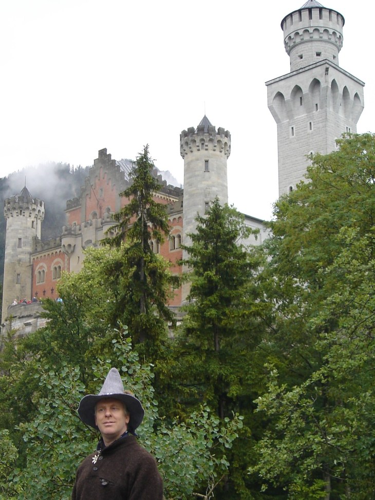 Clovian soldier on guard (from "The Hidden Face")